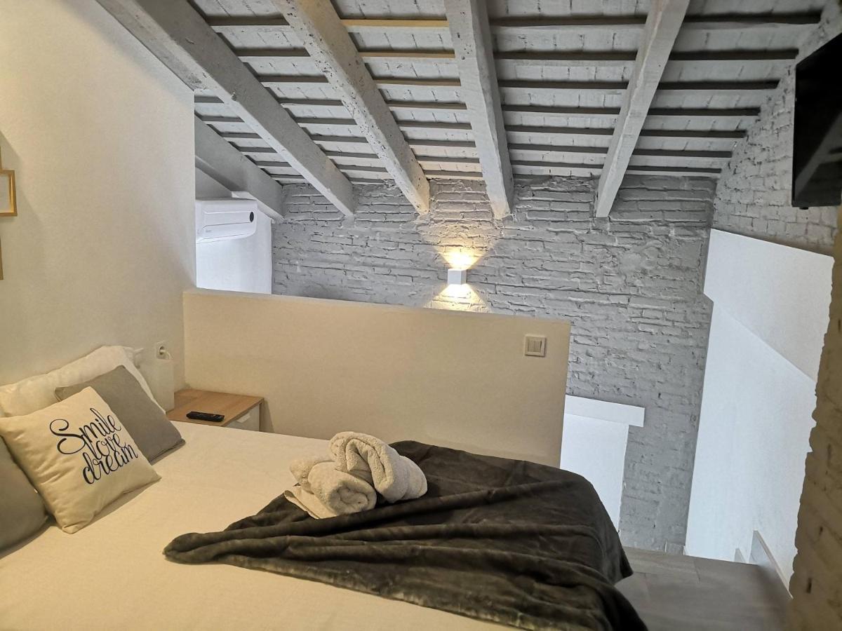 Cozy Rooms Valencia Ngoại thất bức ảnh